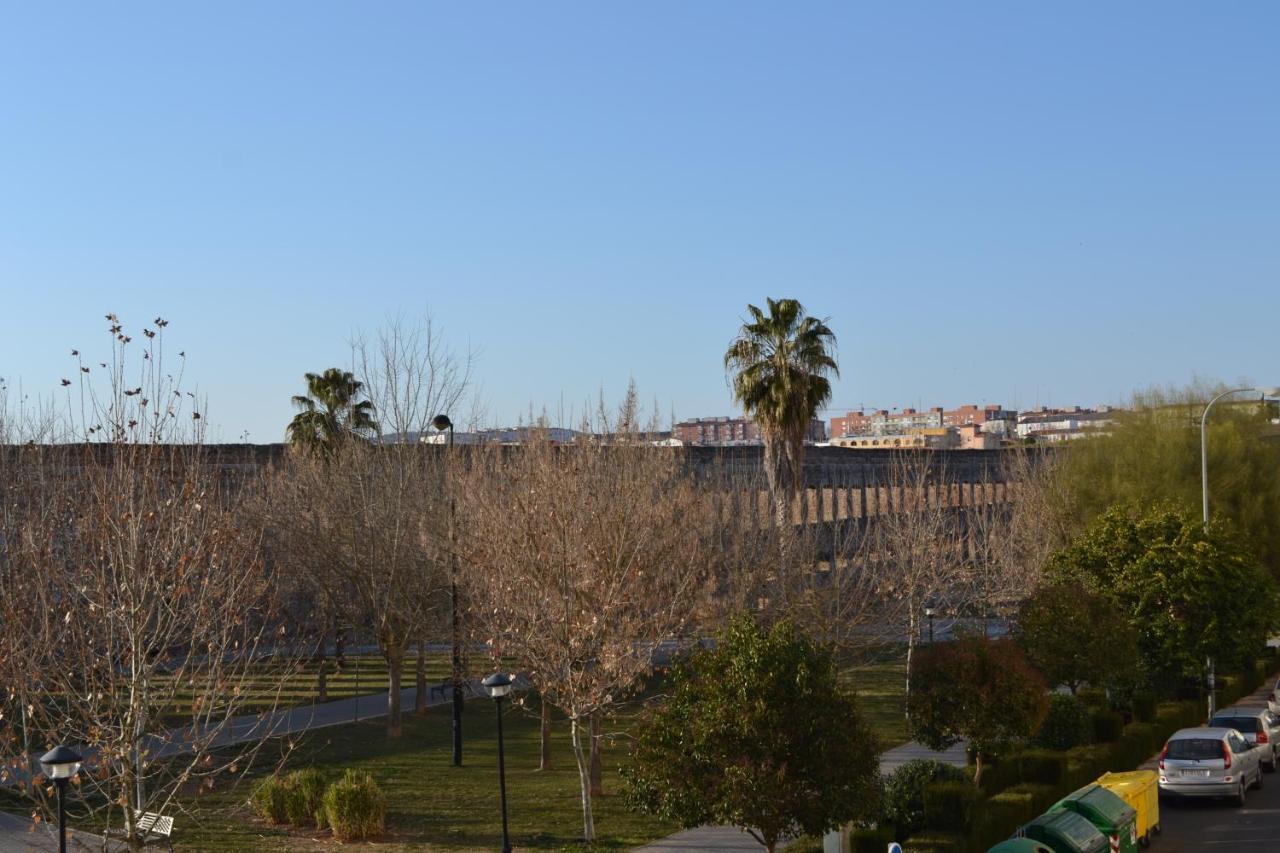 Apartamento Acueducto, Tres Dormitorios Y Parking Gratis Mérida Exterior foto